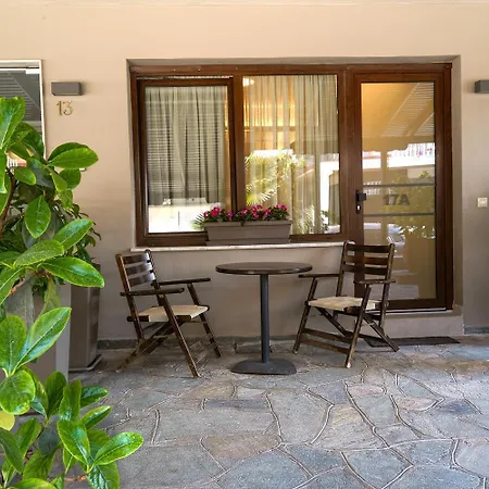 Apartament Nepheli And