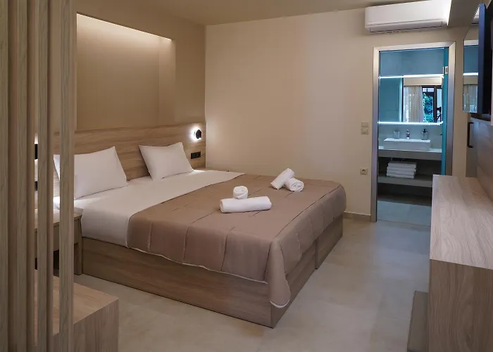 Nepheli And Apartament