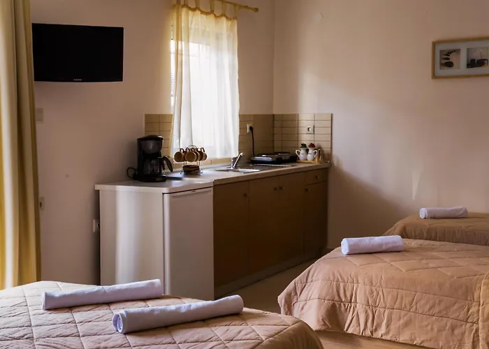 Nepheli And Apartament *
