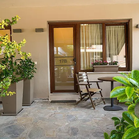 Nepheli And Апартаменты *